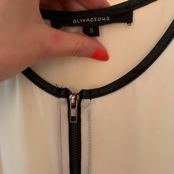 White Sleeveless Blouse with Leather Zip-Up - Picture 3 of 4